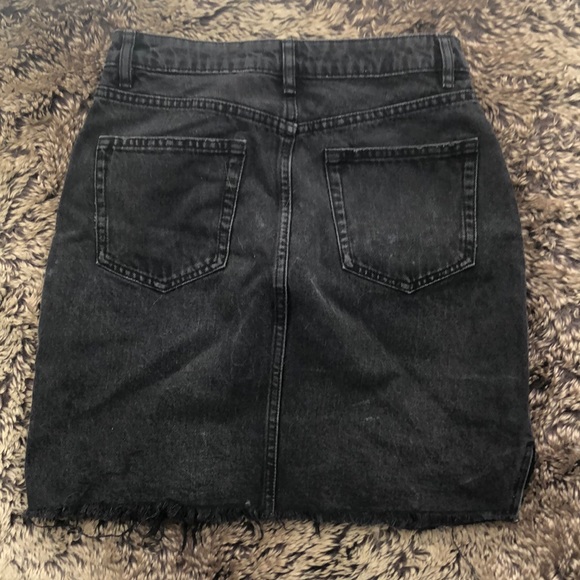 Gray H&M Jean Skirt - Picture 3 of 3